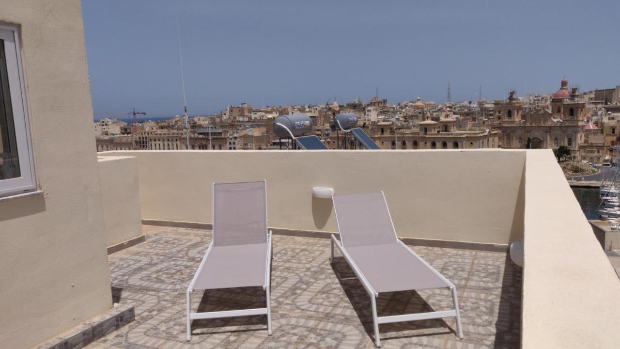 דירות סנגלאה The Penthouse Flat-Terrace&View מראה חיצוני תמונה